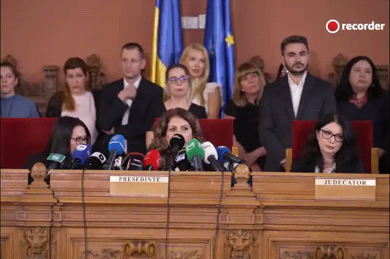 Controverse la Înalta Curte după o reuniune organizată de Lia Savonea / Savonea: Completurile actuale nu vor fi desființate