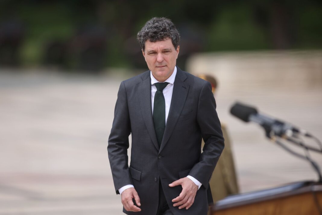 Nicușor Dan afirmă că CCR i-a conferit dreptul de a contesta o lege la Curte, apelând la orice motive: „O revenire la practica constituțională de dinaintea anului 2018”