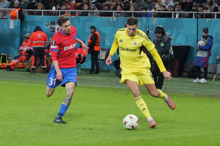 „Cei doi sportivi scoși în evidență de MM Stoica după remiza cu Fenerbahce: „I-am comunicat și proprietarului: el merită să fie pe teren!”