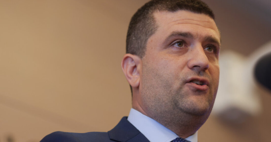 Radu Miruță oferă lămuriri asupra declarației sale referitoare la Ceaușescu, ca urmare a reacțiilor: „Renunțarea la libertate nu constituie patriotism”