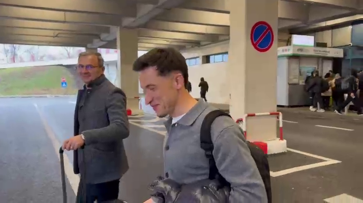 Ziua importantă pentru Rapid: Olimpiu Moruțan a sosit în România pentru examinarea medicală.