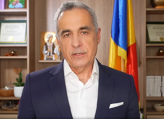 Călin Georgescu refuză cererea de azil politic în SUA și Canada: „Folosirea numelui meu a avut loc fără acordul meu” Călin Georgescu refuză cererea de azil politic în SUA și Canada: „Folosirea numelui meu a avut loc fără acordul meu”