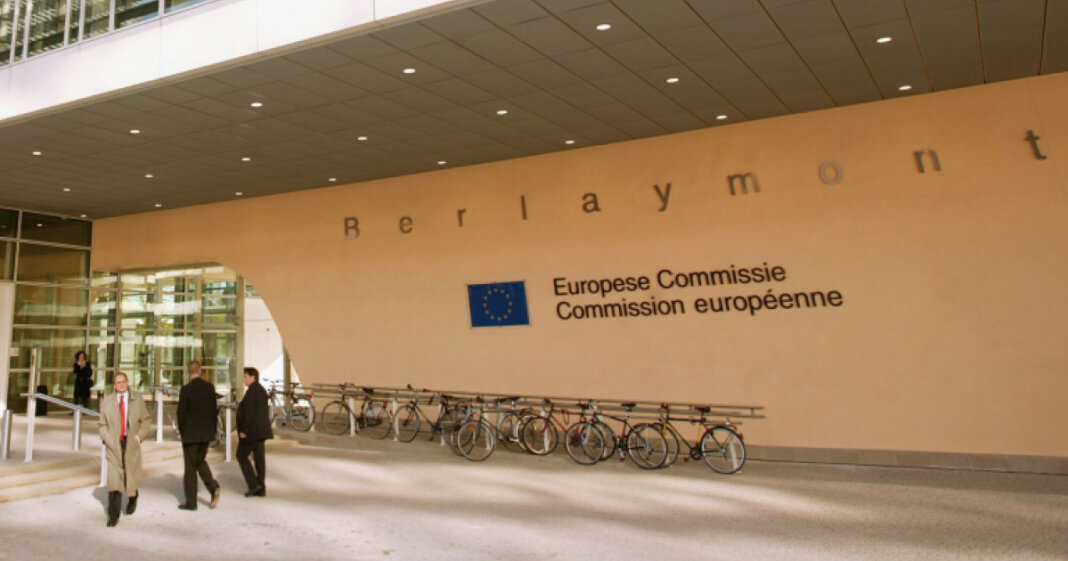 Comisia Europeană „a remarcat” hotărârea CCR privind pensiile speciale pentru magistrați. Ce se va întâmpla cu milioanele de euro blocate în PNRR?