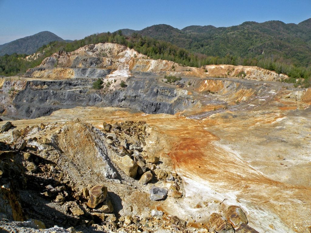 Comuna Certeju de Sus are obligații financiare de peste 8 milioane de lei față de stat. ANAF plănuiește să scoată la vânzare primăria.