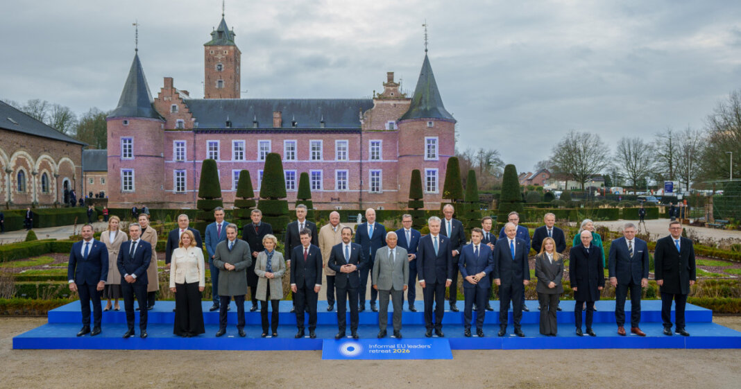 Concluziile întâlnirii informale a conducătorilor Consiliului European: „Resimţim aceeaşi urgenta”