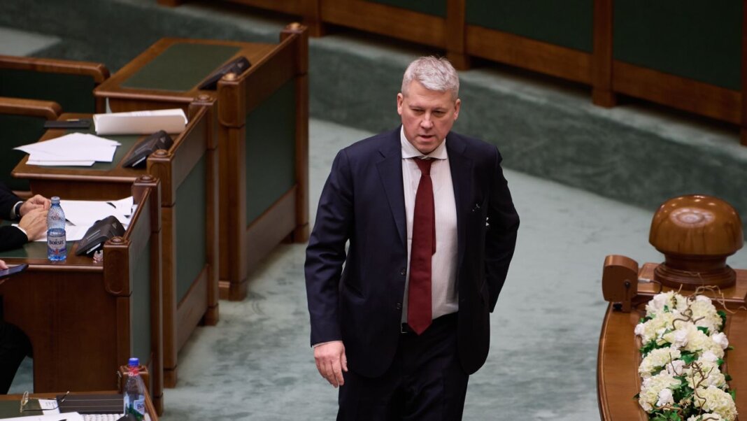 Măsuri implementate după ridicarea plafonului de preț la gaz, începând cu 1 aprilie. Executivul fixează reglementări pentru prețul la producători.