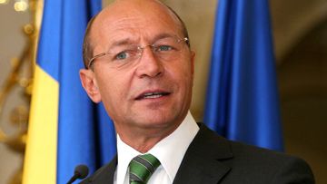 Traian Băsescu: Aș cere acum sprijinul Fondului Monetar Internațional pentru economia României.