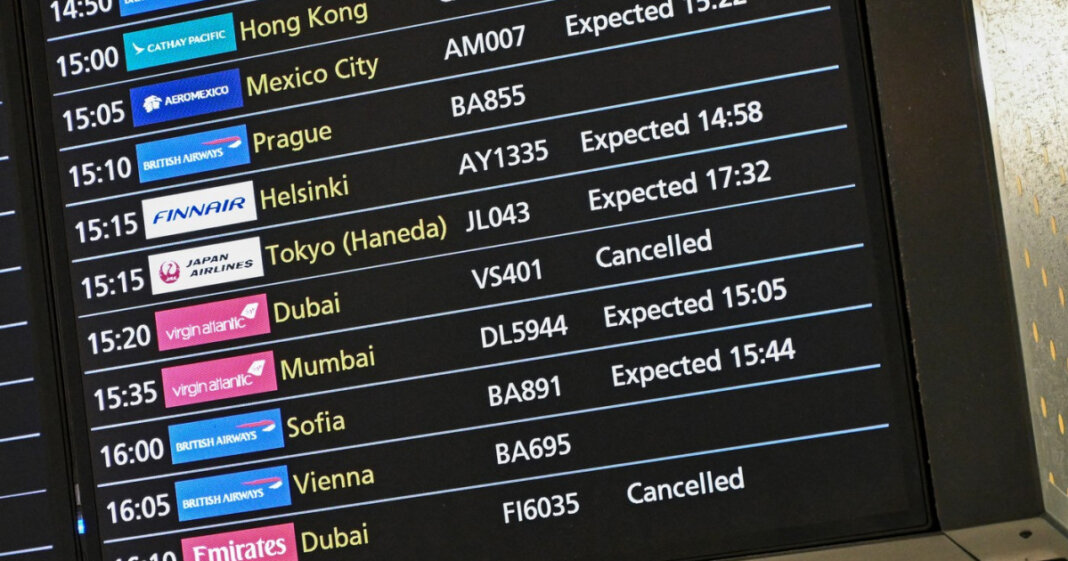 28 de zboruri către sau dinspre București au fost suspendate marți din cauza situației de conflict din Orientul Mijlociu.