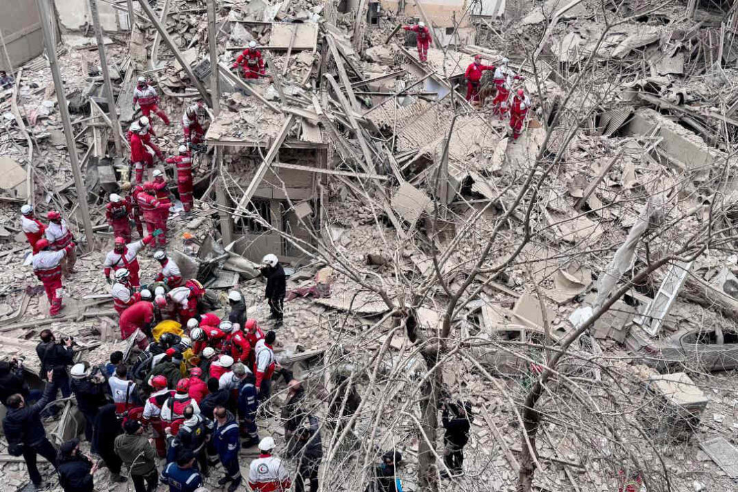 „A câștigat binecuvântarea dulce a martiriului: Iranul declară oficial moartea lui Ali Larijani”