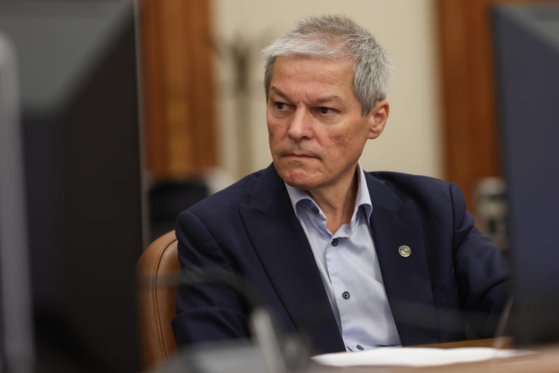 Dacian Cioloș își înaintă candidatura pentru conducerea unei entități internaționale, recomandat de Nicușor Dan.