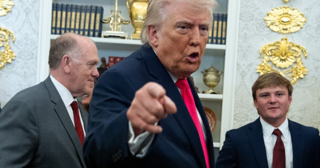 Donald Trump este supărat și concepe un sistem „pay-to-play” pentru NATO. Articolul 5 ar putea fi...