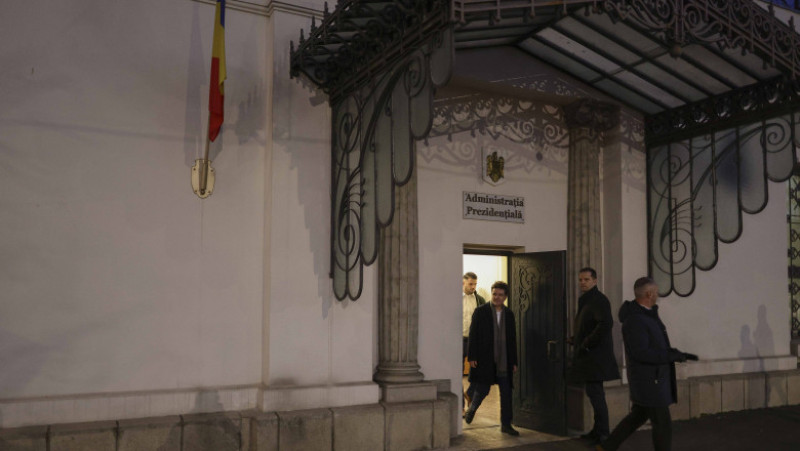 Protest la Palatul Cotroceni. Grupuri civice cer lui Nicușor Dan să respingă numirile pentru...