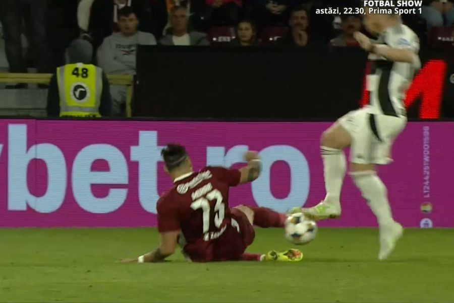 Acuzații după CFR Cluj - U Cluj: „Kovacs a fost influențat de VAR să nu ofere penalty!”