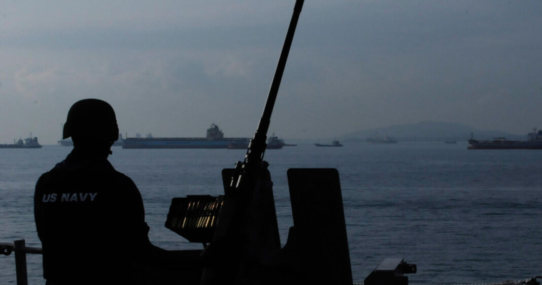 Criza din Ormuz influențează comerțul internațional și subliniază o cale crucială. Care sunt pericolele asociate...