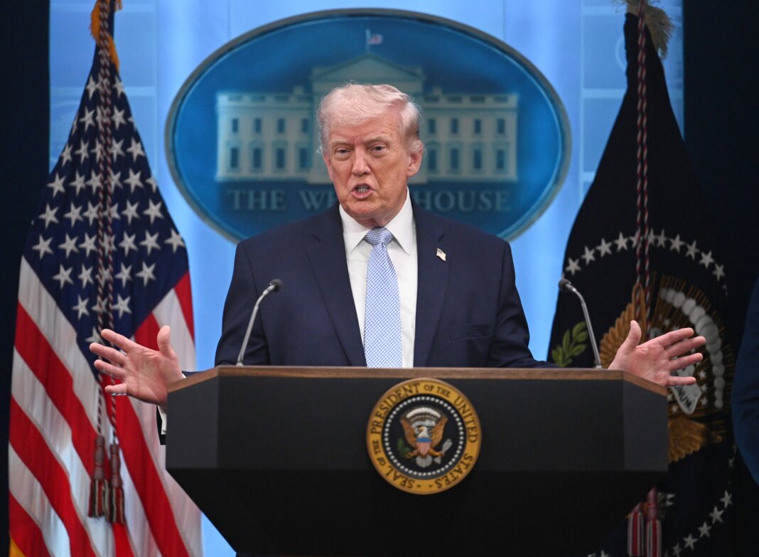 Trump proclamă oprirea operațiunii „Proiectul Libertate”, la puțin timp după debut.