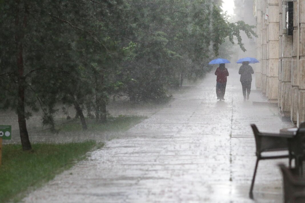 Atenționare meteo recentă pentru București: Perioada și forța vijeliei