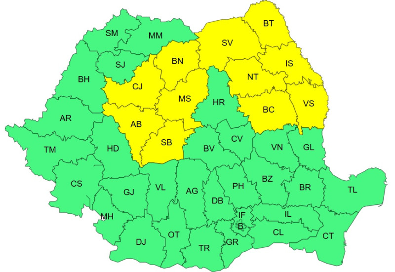 Furtuni pe întreg teritoriul național: avertizare portocalie și galbenă pentru furtuni și căderi de grindină, informează ANM.