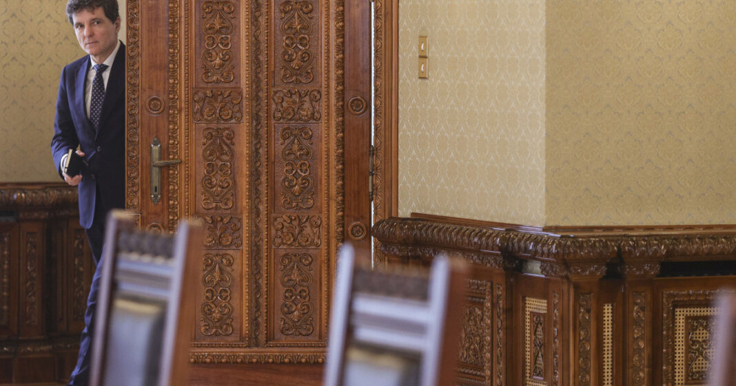 Nicuşor Dan are o întâlnire astăzi cu liderii fostei coaliţii pentru a discuta despre încheierea PNRR, cu mai puțin de două săptămâni...